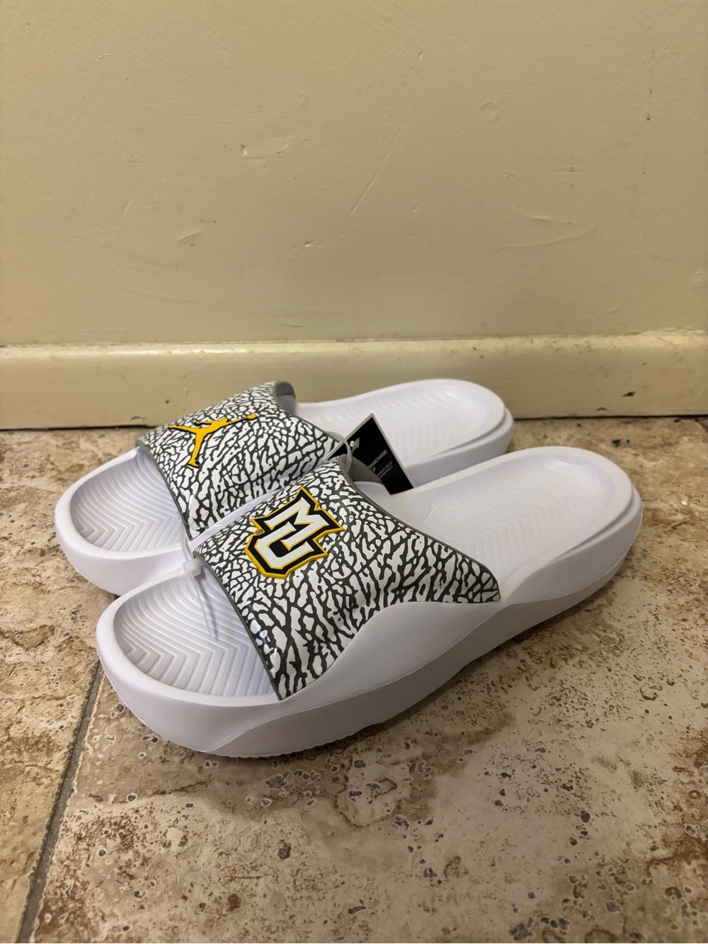 Jordan Franchise Slide SMU Marquette PE TEAM ISSUED Elephant Print IF2991-144